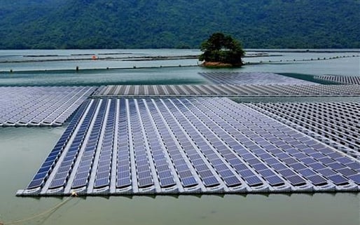 Fotovoltaica-flotante-Vietnam