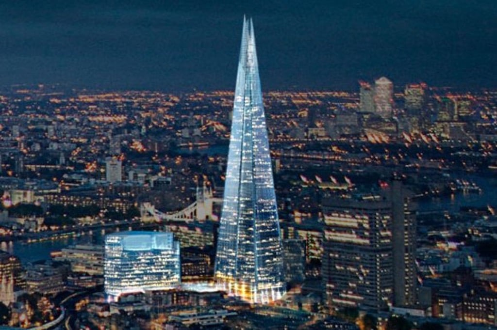 Самое высокое здание лондона. The Shard в Лондоне. Небоскреб Шард. Шард»(«осколок»). Конусные здания.