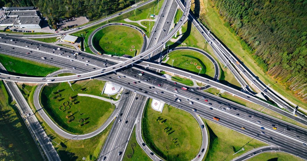 Mejorando la infraestructura de transporte: soluciones y desafíos