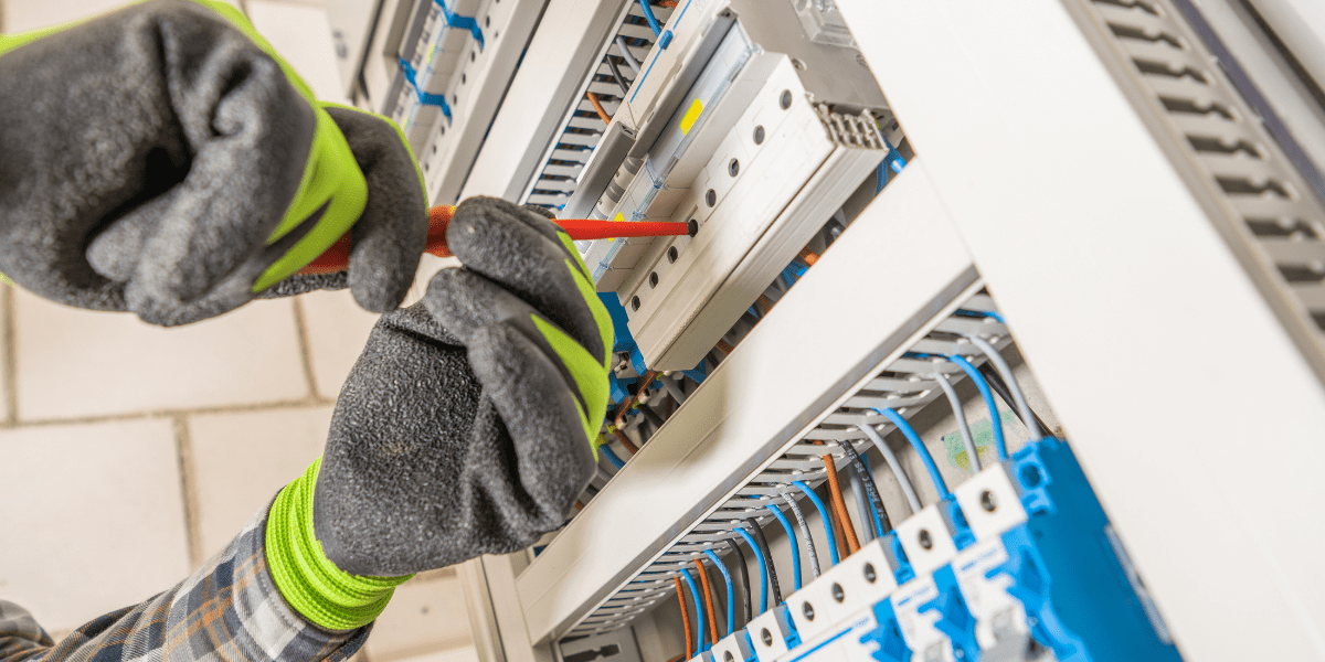 Trabajar como electricista