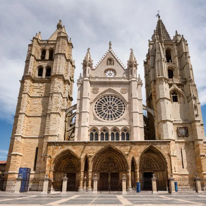 catedral de Santa María de Regla de León